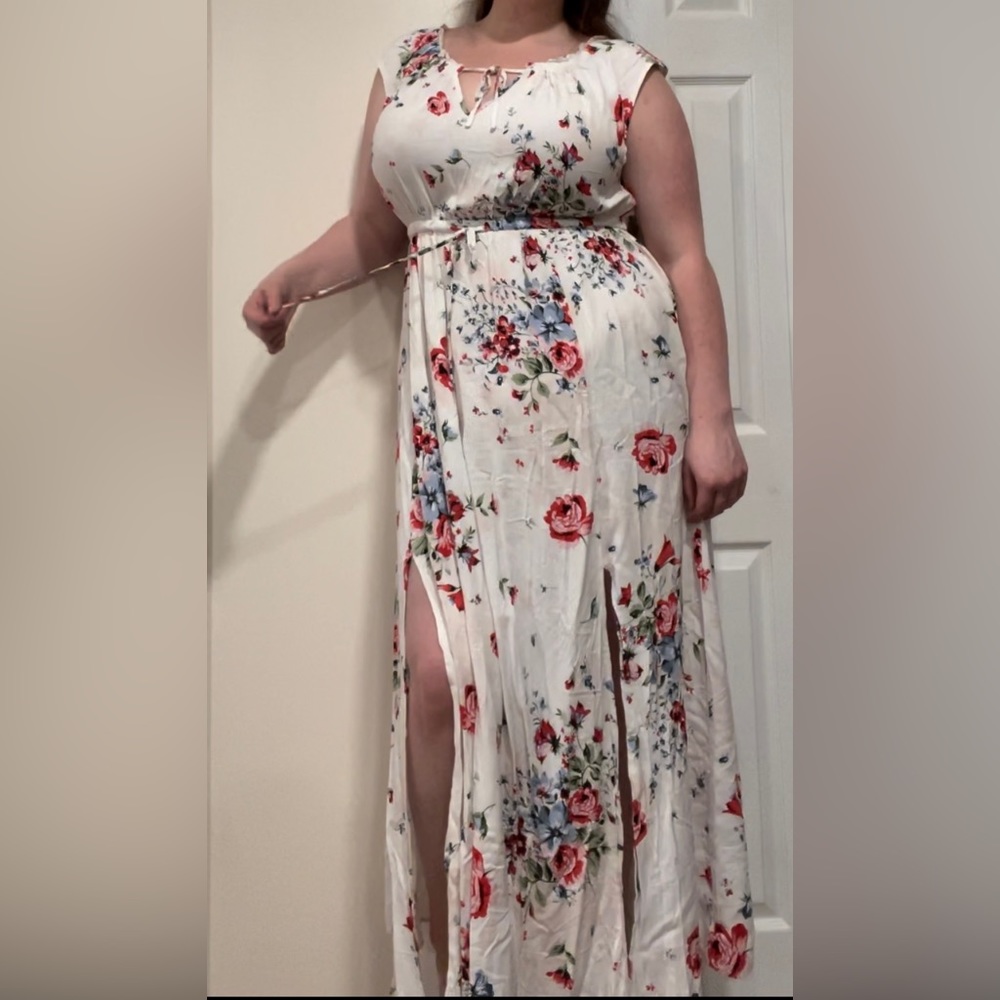 Torrid Short Sleeved Floral Maxi Dress (NWOT)